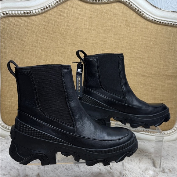 SOREL |  Brex Waterproof Chelsea Boot in black full-grain leather. Size 7, NWT - Picture 6 of 15